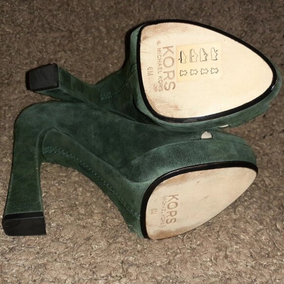 KORS MICHAEL KORS-Padova-Dark Green Suede Platform Pumps-Near Mint-Size 6M - Picture 7 of 7